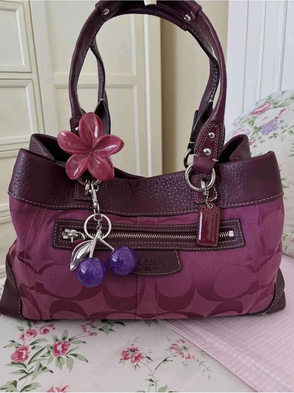 Vintage Coach 2000s Penelope shoulder bag, dusty plum, gorgeous colour💕